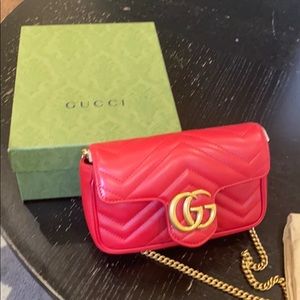 Gucci super mini marmount